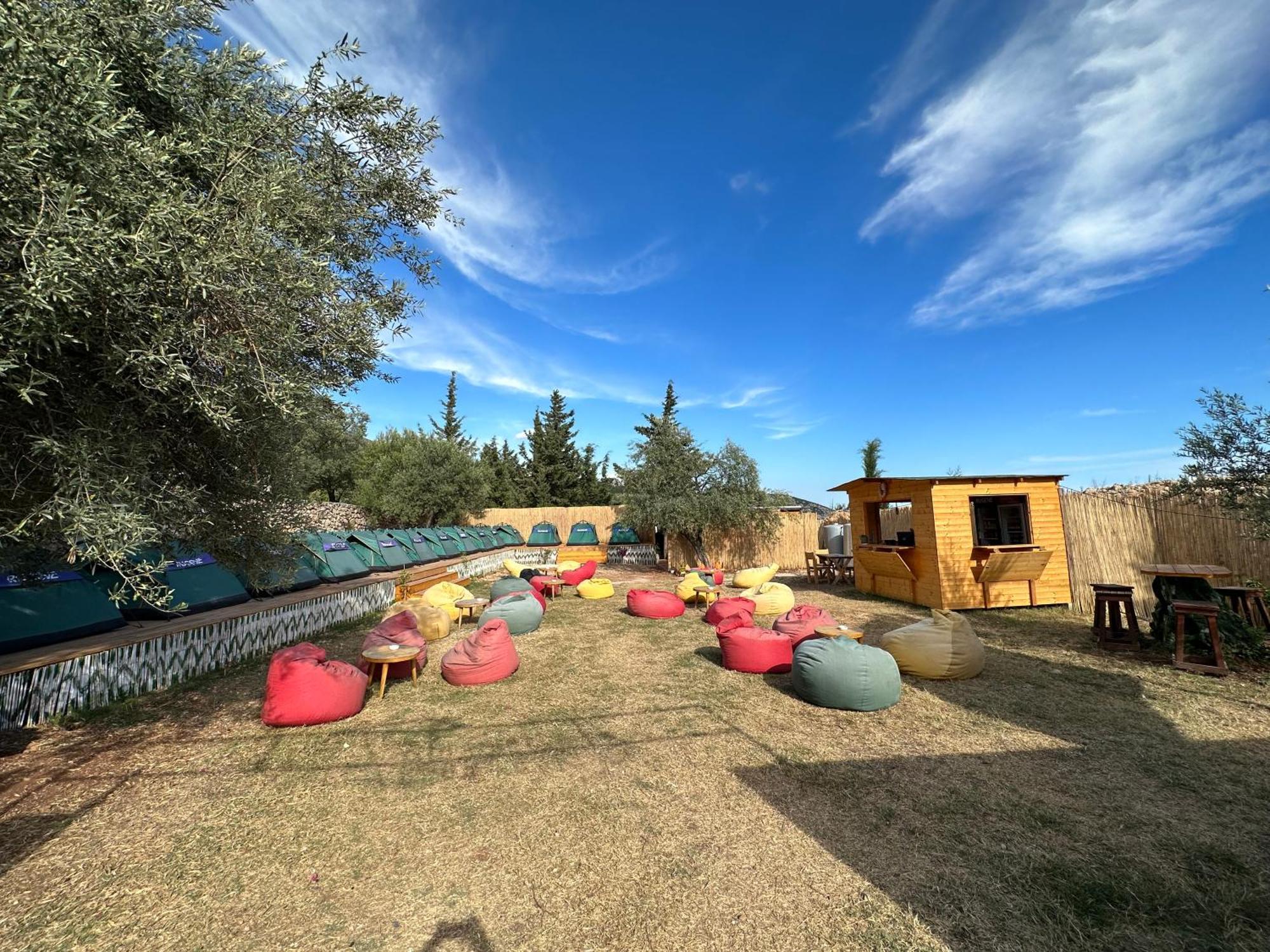 Alt Camping Otel Dhërmi Dış mekan fotoğraf