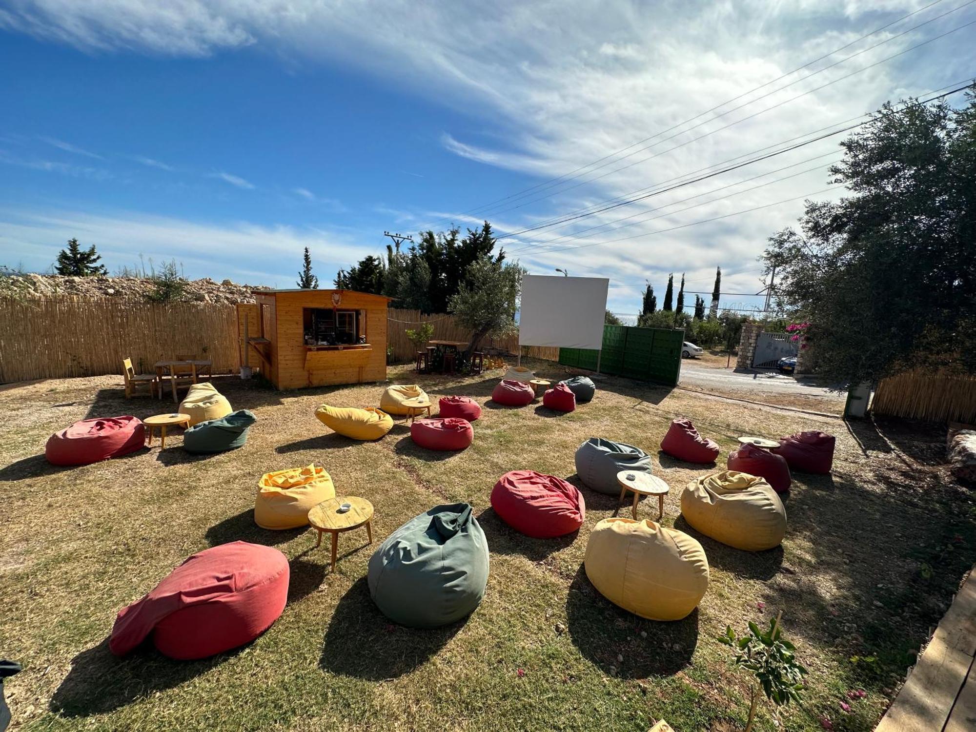 Alt Camping Otel Dhërmi Dış mekan fotoğraf