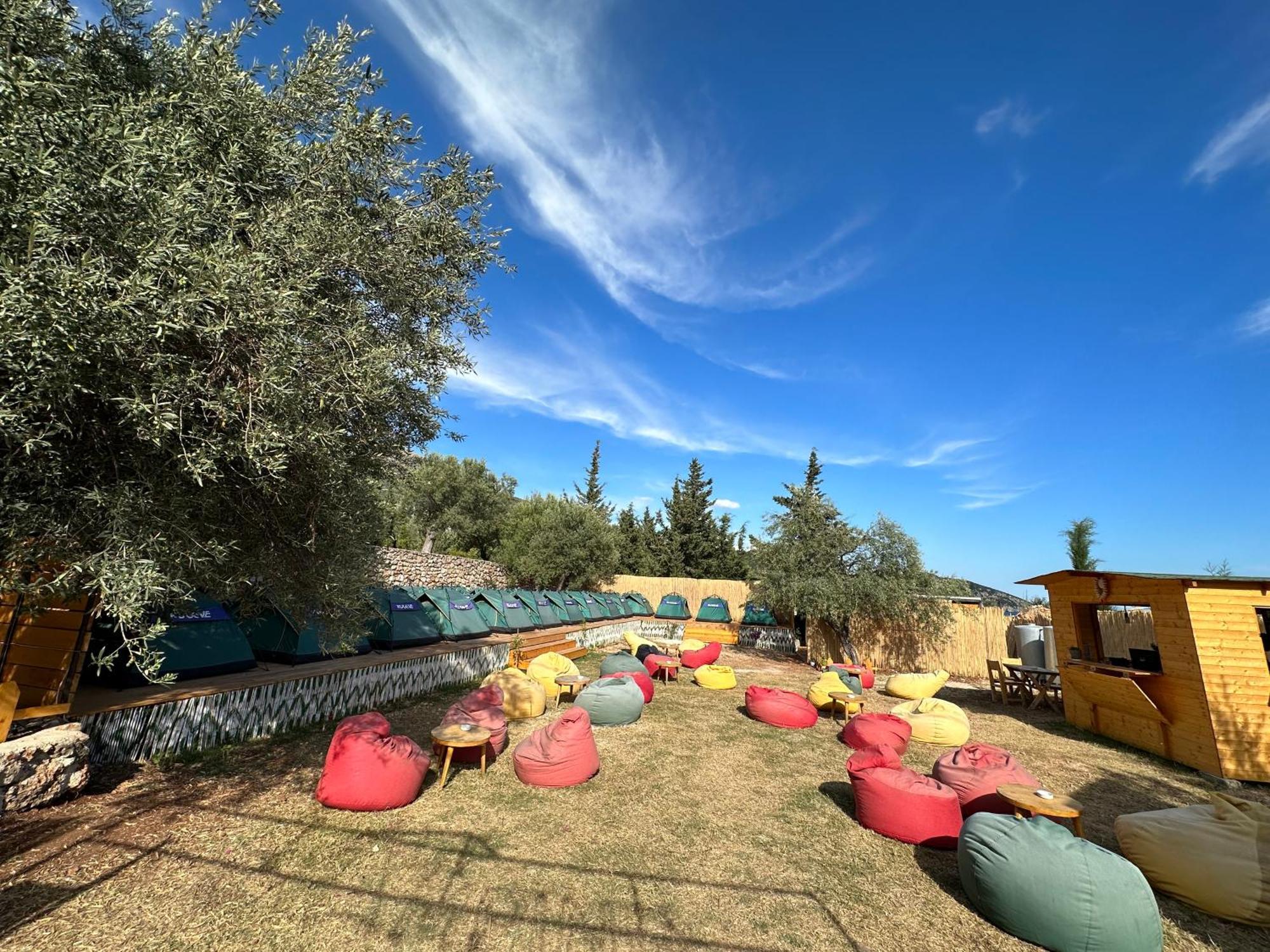Alt Camping Otel Dhërmi Dış mekan fotoğraf